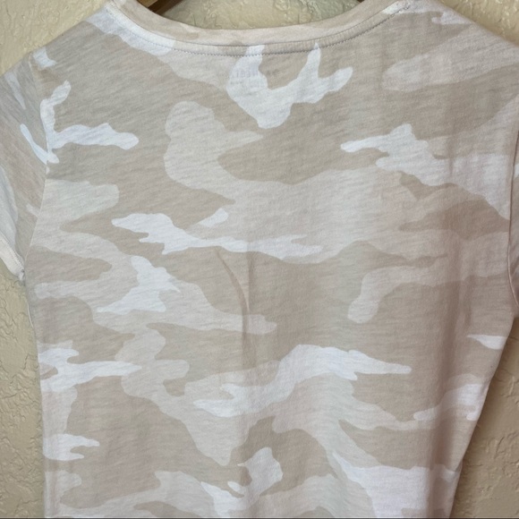 Athleta Organic Daily Camo Crew Tee Size XS - Picture 8 of 8